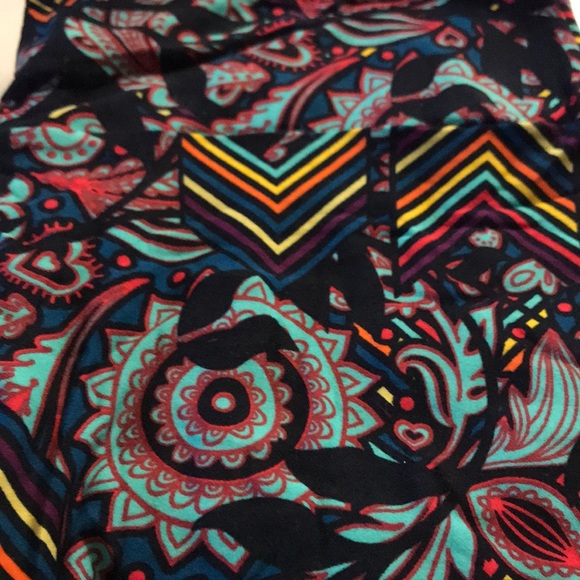 LuLaRoe Pants - Choose any 4 Leggings for $25.LulaRoe Legging